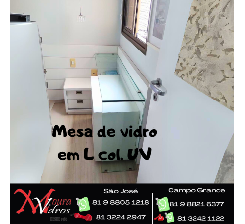 Mesa de vidro em L col. UV